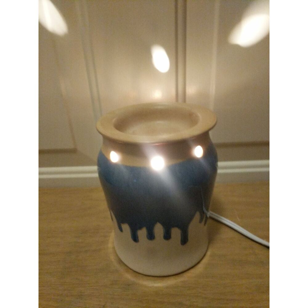 Better Homes & Gardens 25W full size blur paint drip ceramic scented wax warmer